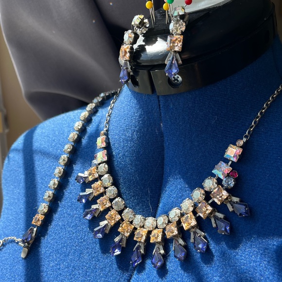 Purple and Champagne Sparkly Sorrelli Set - Picture 5 of 9